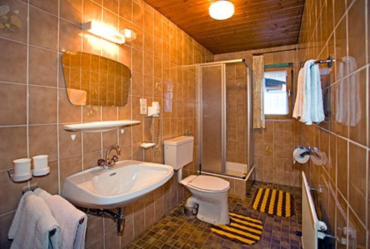 Ferienwohnungen Plattner Längenfeld Habitación foto